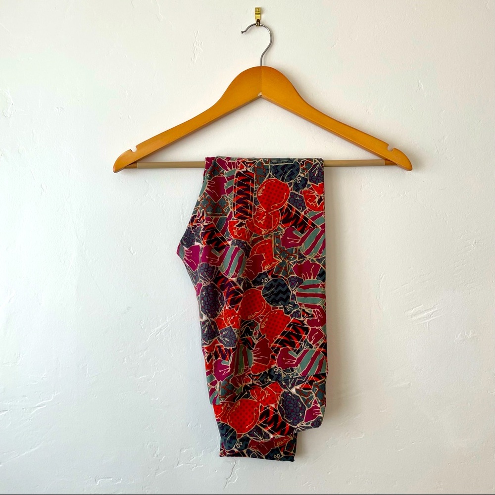 LuLaRoe Red Pink Orange Candy Print 
Leggings - Burning Man Festival